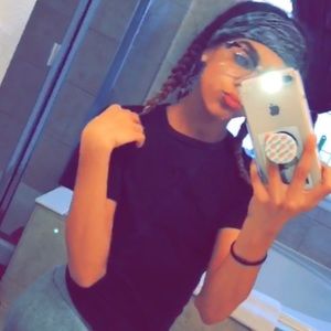 Meet your Posher, Breanna